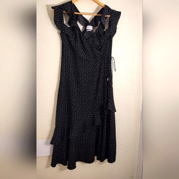 Saylor Rosalind Polkadot Midi Dress - Picture 5 of 11